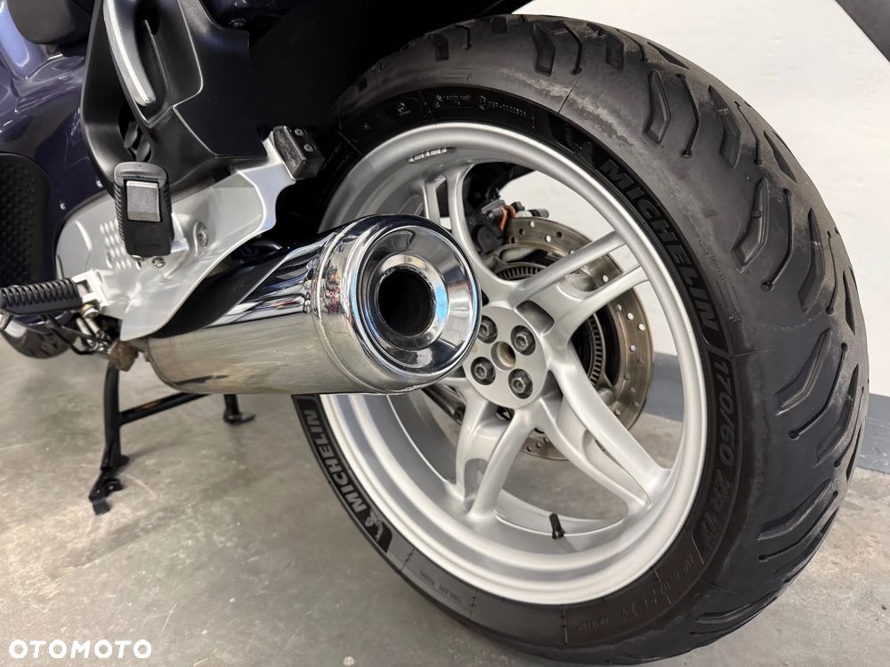 BMW R - 8