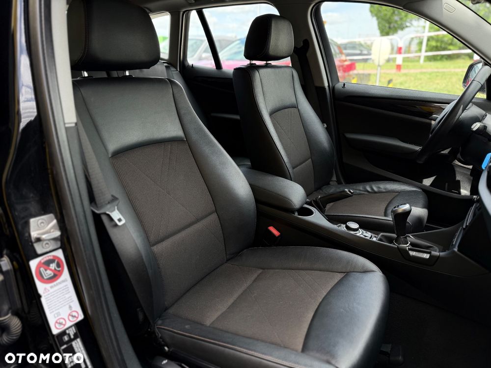 BMW X1 sDrive18d xLine - 26