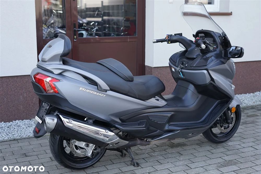 Suzuki Burgman - 3