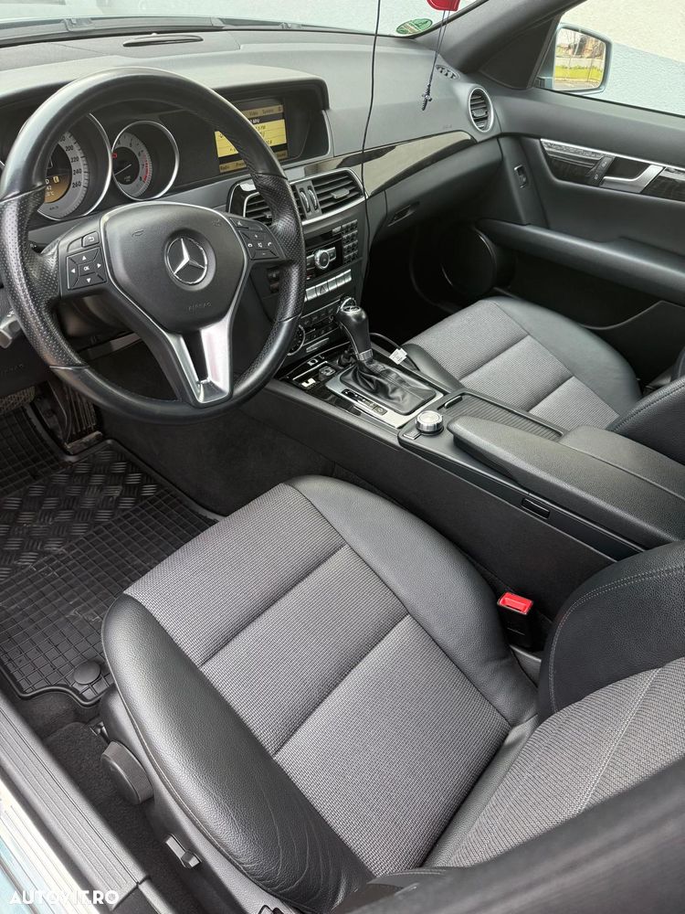 Mercedes-Benz C 250 CGI BlueEFFICIENCY Aut. - 11