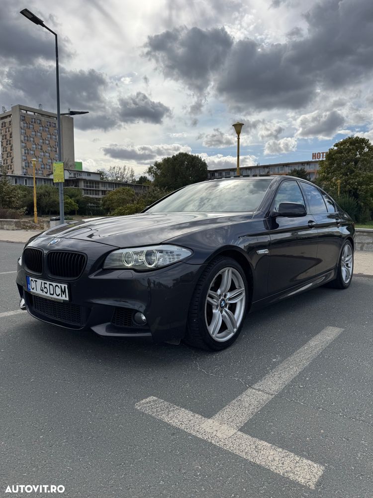 BMW Seria 5 525d Sport-Aut. - 1