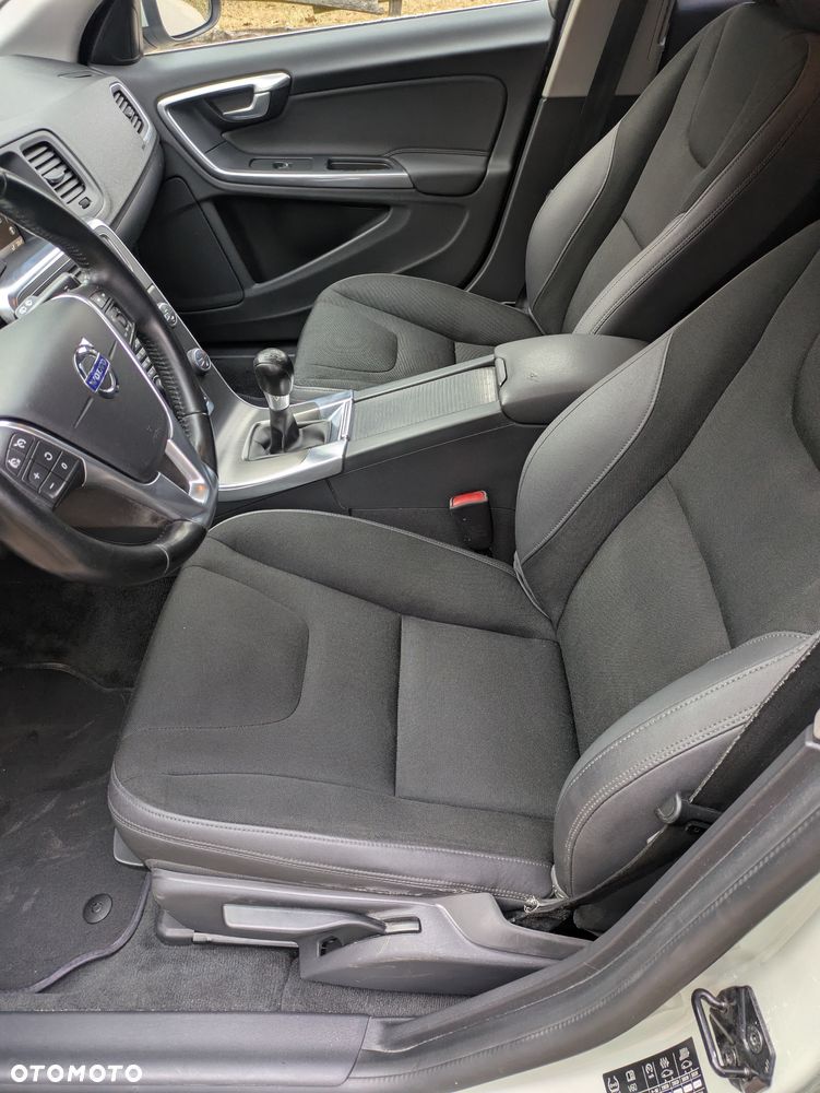 Volvo V60 D3 - 18