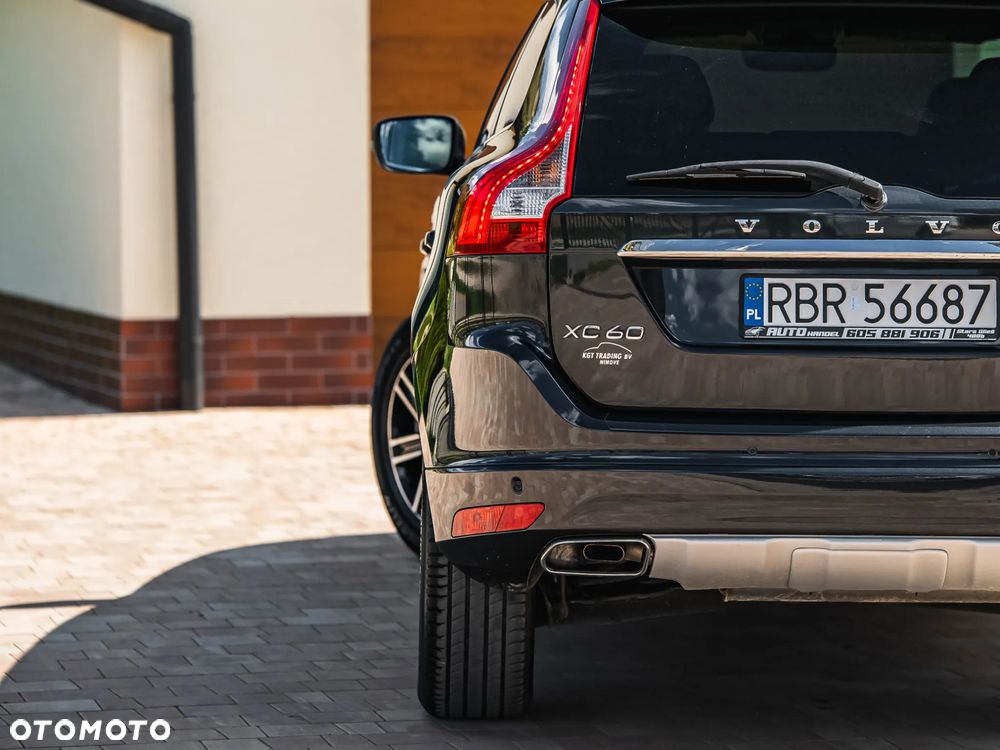 Volvo XC 60 D4 Momentum - 31