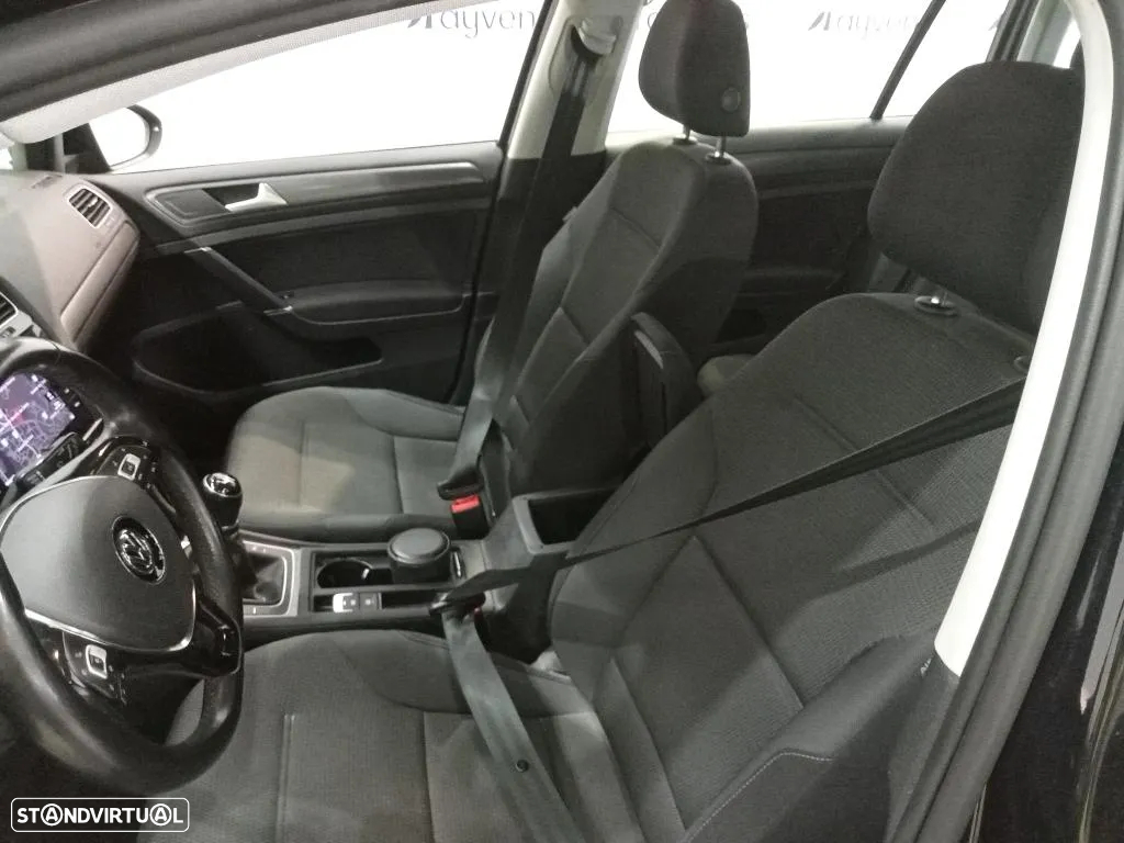 VW Golf Variant 1.6 TDi Confortline - 10