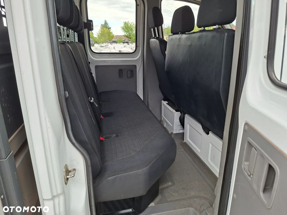 Mercedes-Benz Sprinter - 10