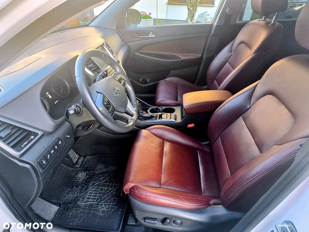 Hyundai Tucson 2.0 CRDI 4WD Automatik Premium - 19