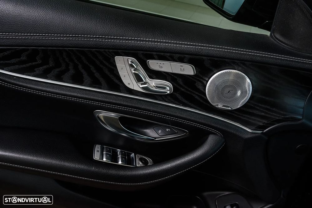 Mercedes-Benz E 300 de 9G-TRONIC AMG Line - 15