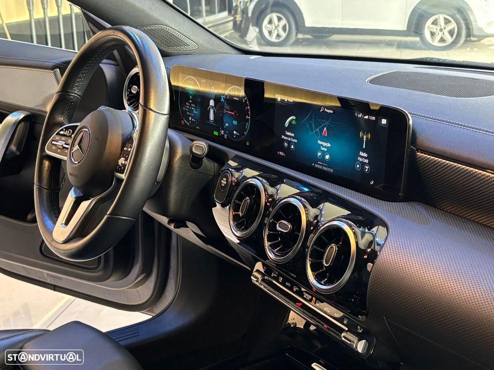 Mercedes-Benz CLA 250 - 26