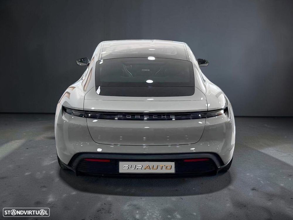 Porsche Taycan Standard - 11