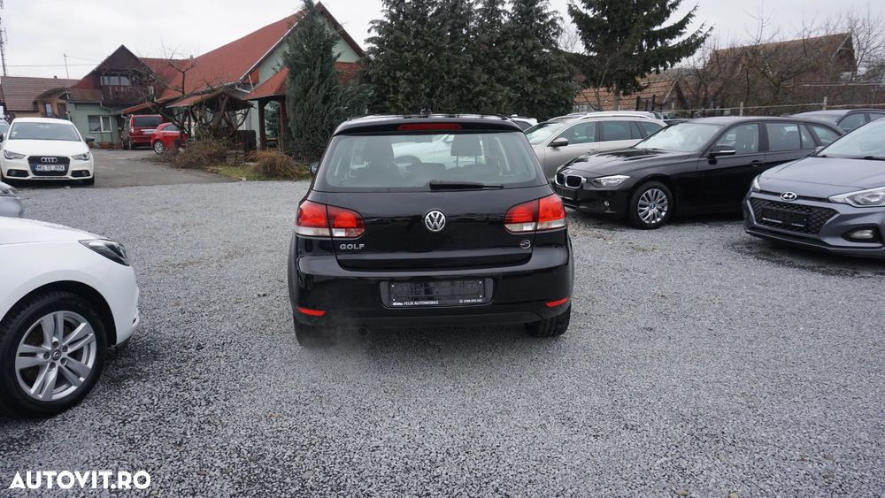 Volkswagen Golf 1.6 TDI DPF BlueMotion Technology Team - 5