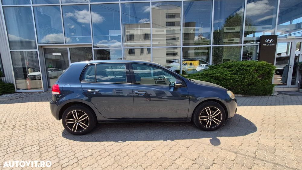 Volkswagen Golf 1.6 TDI DPF Trendline - 4