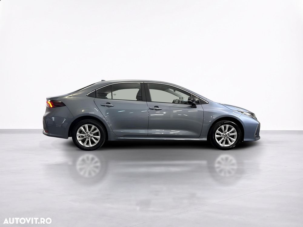 Toyota Corolla - 7