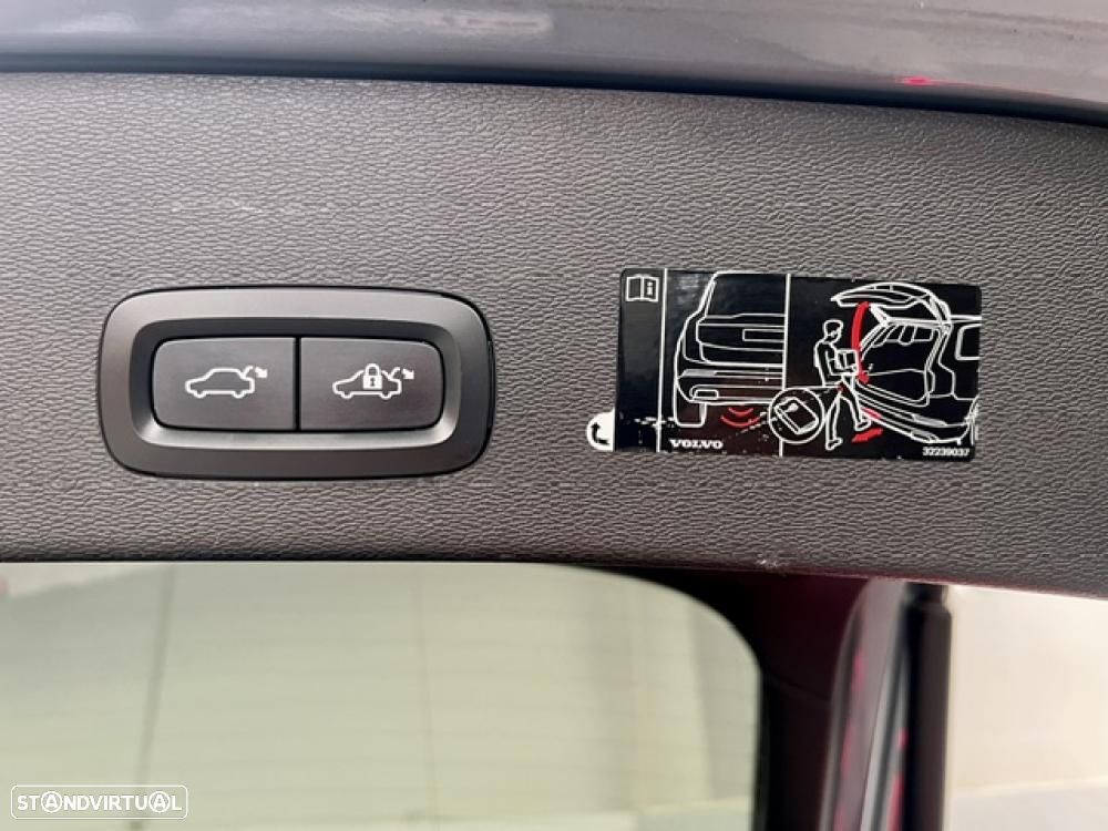 Volvo C40 Recharge Twin First Edition - 34