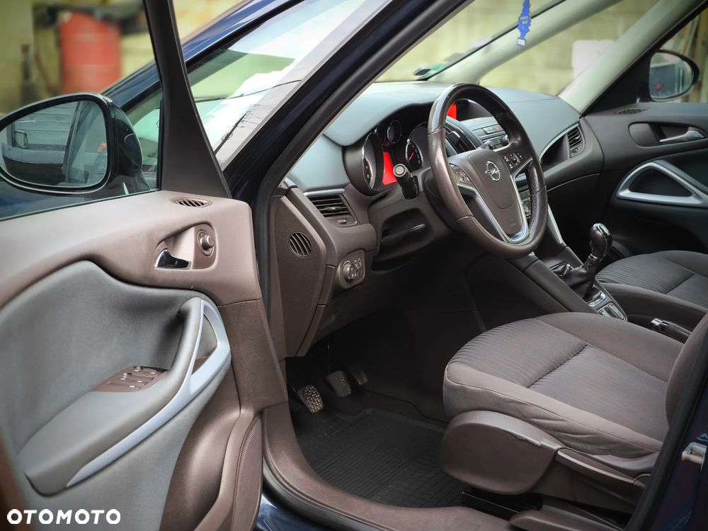 Opel Zafira 1.4 Turbo Innovation - 38
