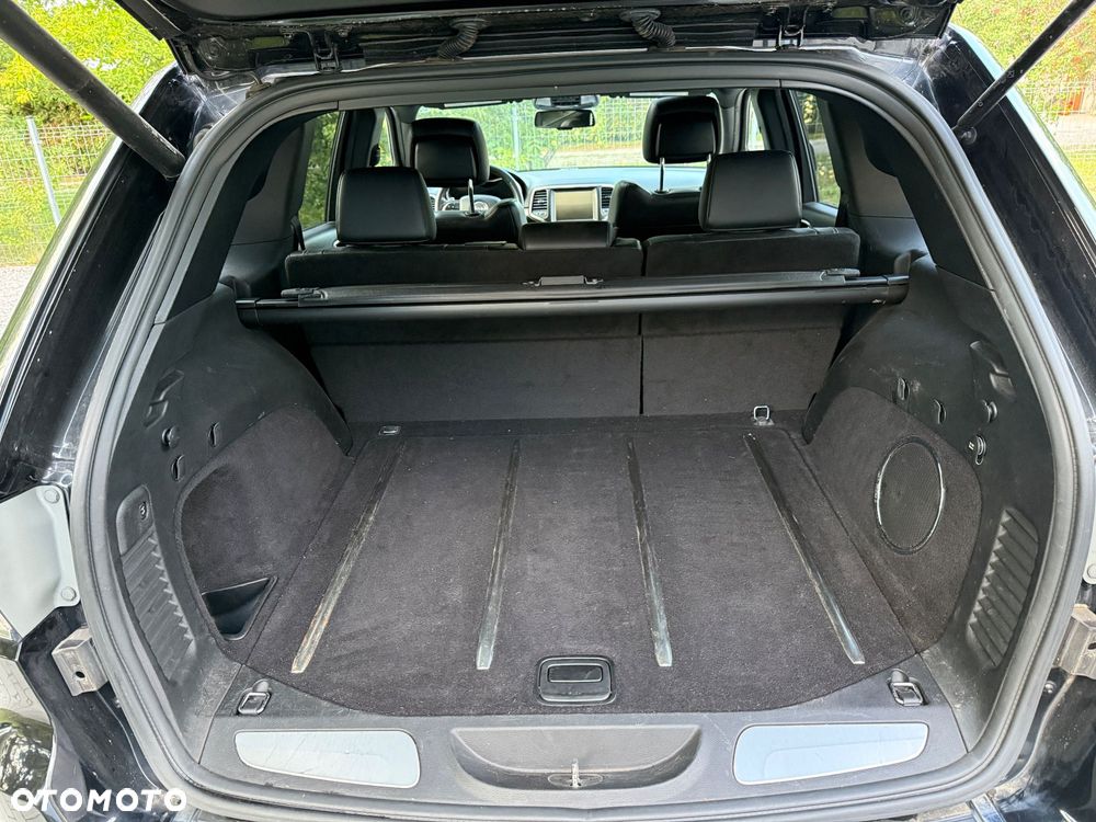 Jeep Grand Cherokee - 11