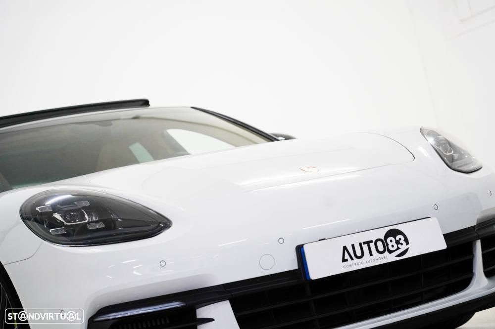 Porsche Panamera Sport Turismo 4 E-Hybrid - 20