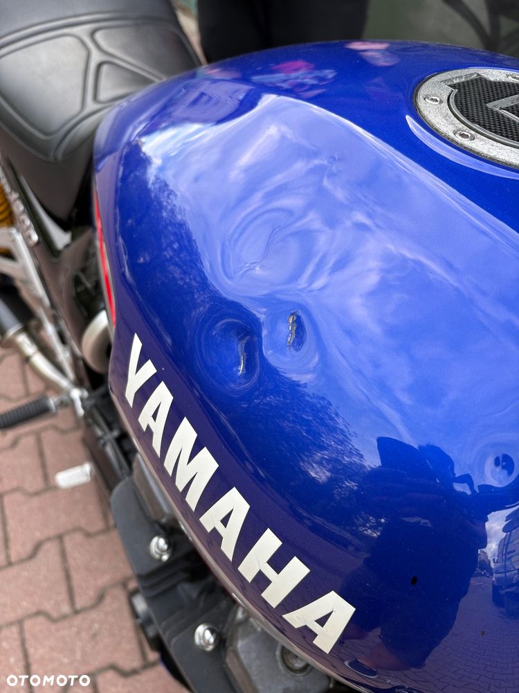 Yamaha XJR - 30