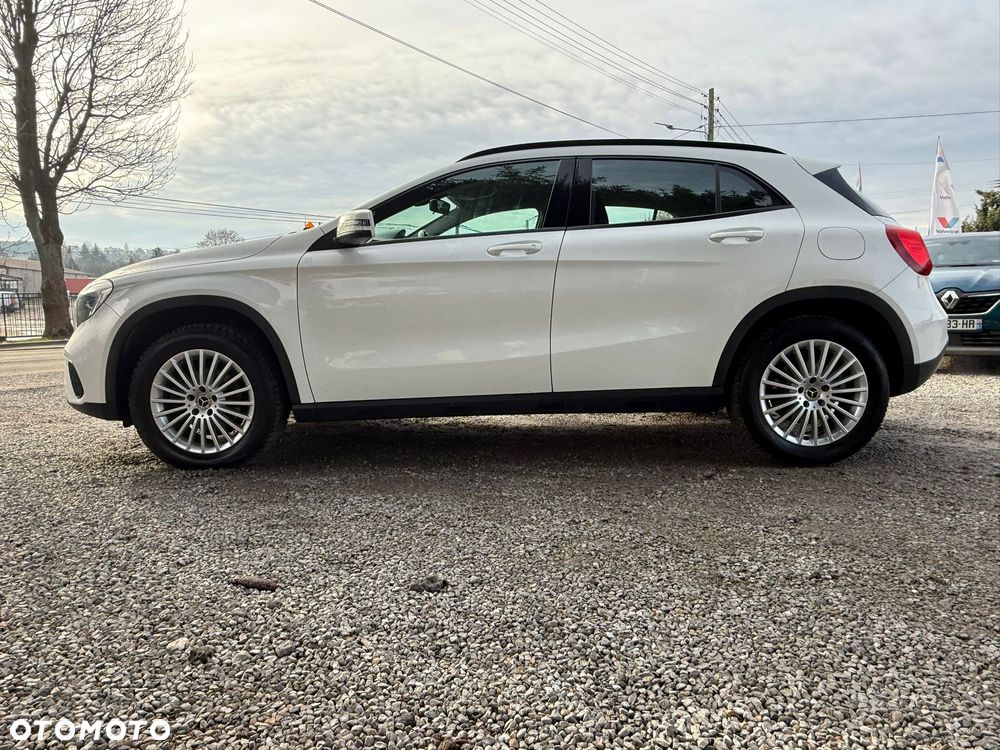 Mercedes-Benz GLA 200 d 7G-DCT Style - 34