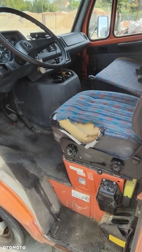 Mercedes-Benz 410 D - 8