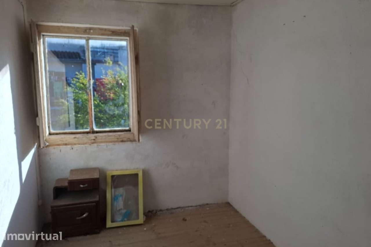 Casa para Recuperar em Alcaravela, Sardoal - Grande imagem: 5/13