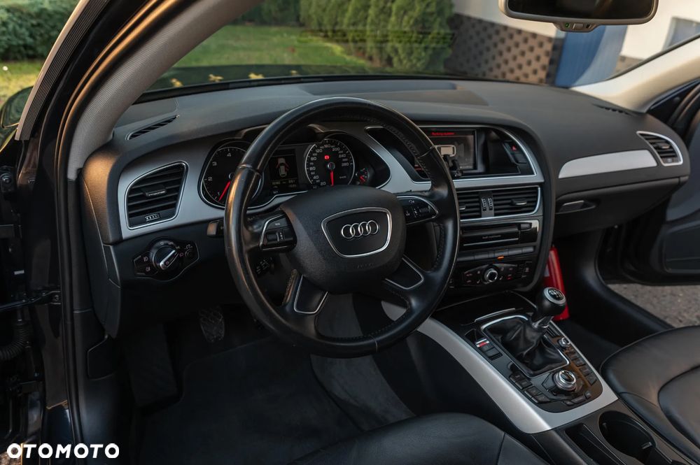 Audi A4 Avant 2.0 TDI - 29