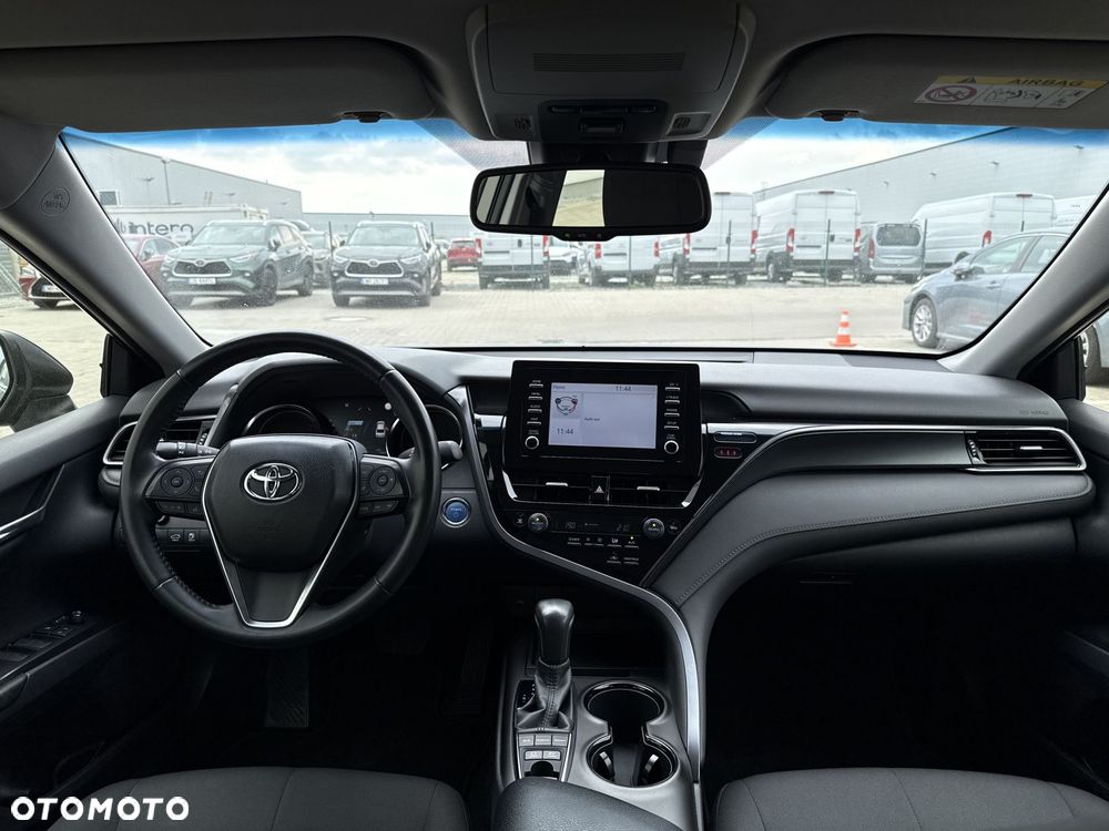 Toyota Camry 2.5 Hybrid Comfort CVT - 9