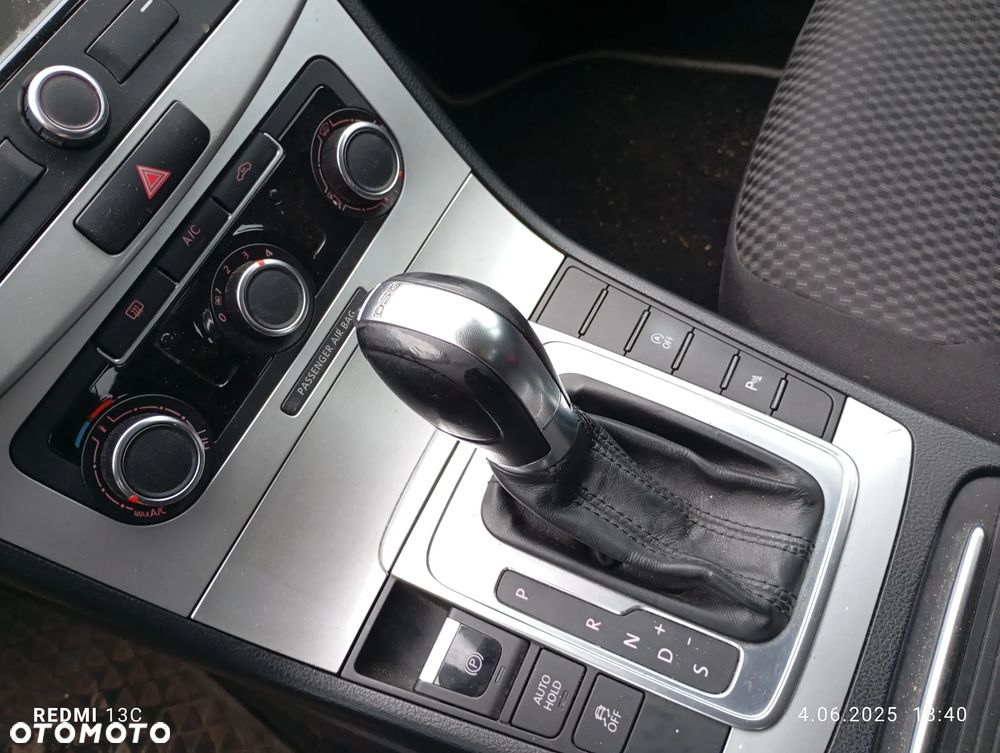 Volkswagen Passat 2.0 TDI Highline DSG - 12