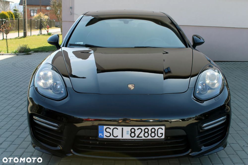 Porsche Panamera GTS - 1