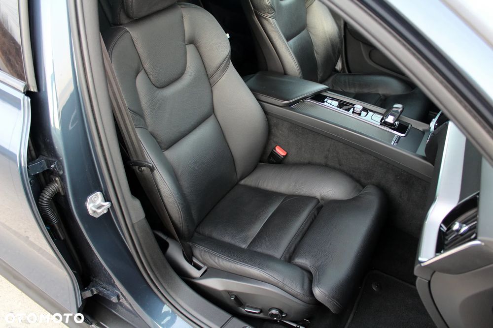 Volvo V60 Cross Country B4 D AWD Geartronic Pro - 29