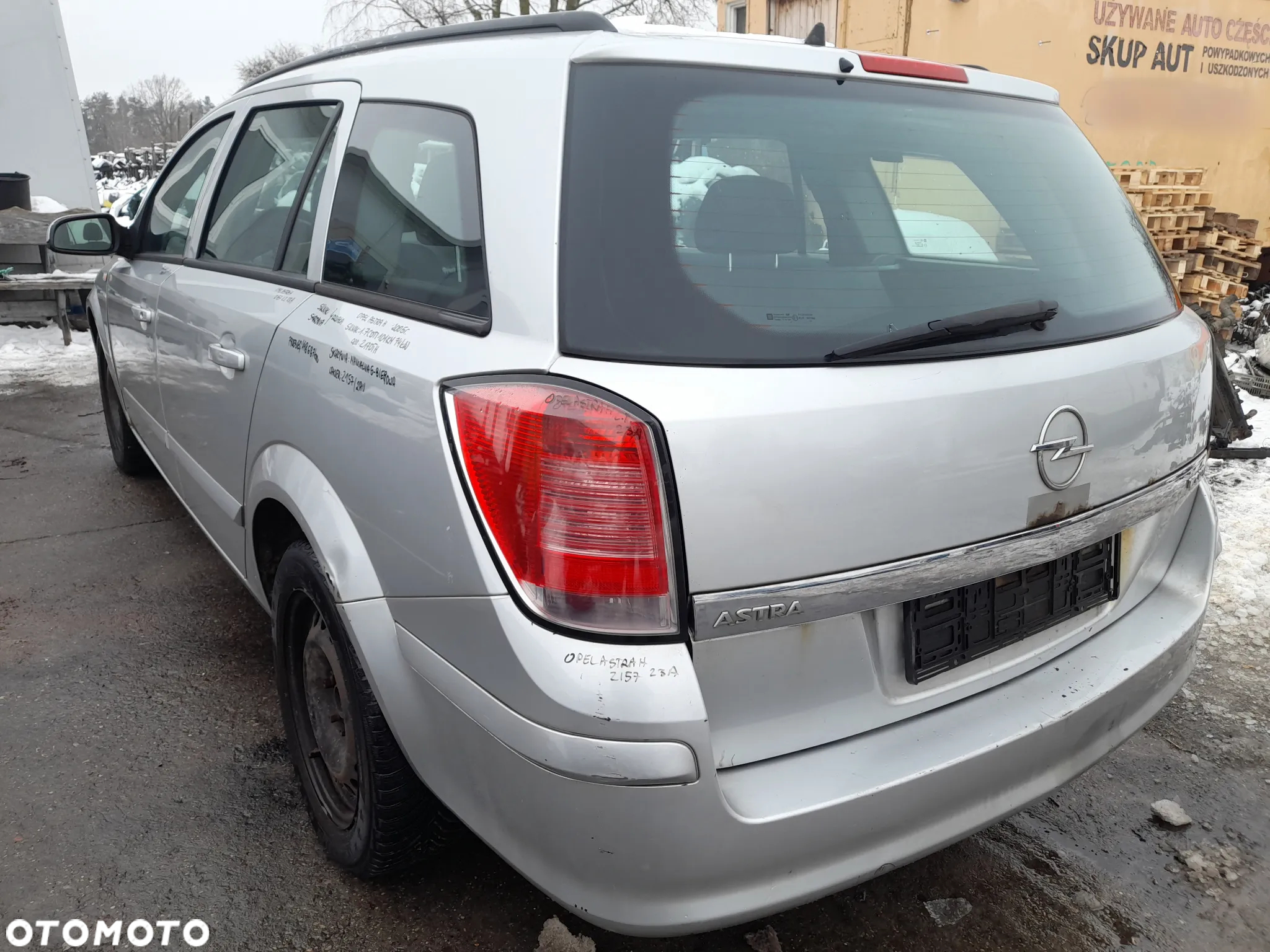 OPEL ASTRA H ZDERZAK TYŁ TYLNY TYLNI Z157 - 21