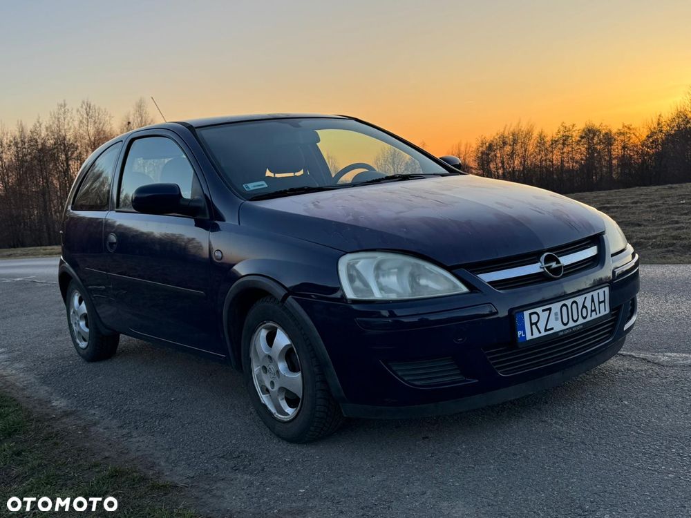 Opel Corsa 1.2 16V Essentia - 3