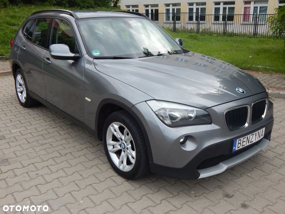 BMW X1 sDrive20i Sport Line - 1