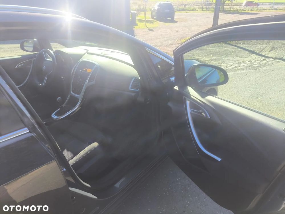 Opel Astra IV 1.4 T Sport - 13