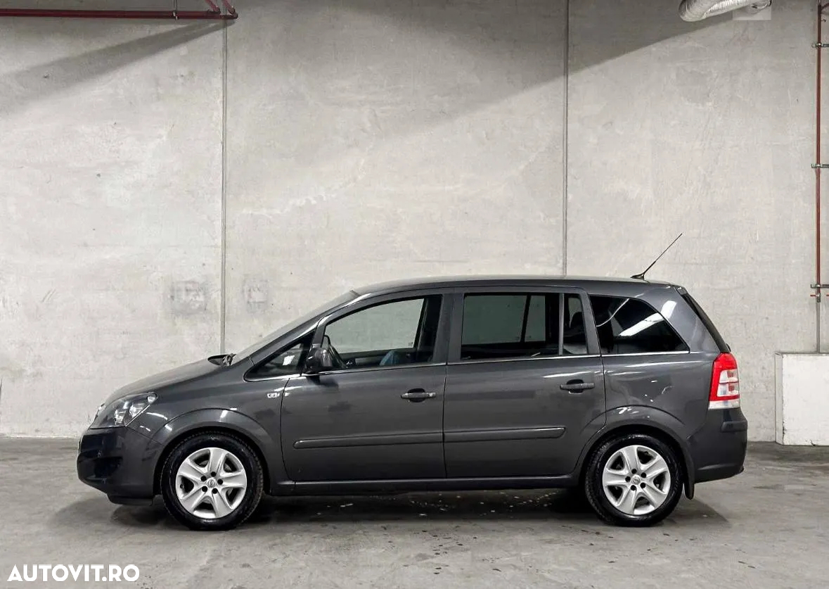 Opel Zafira 1.8 Essentia Easytronic - 11