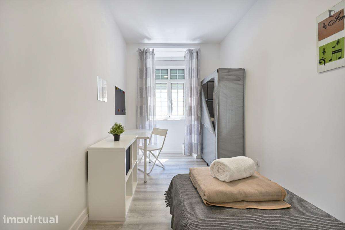Quarto - localizado em Arroios Lisbon - Grande imagem: 3/34