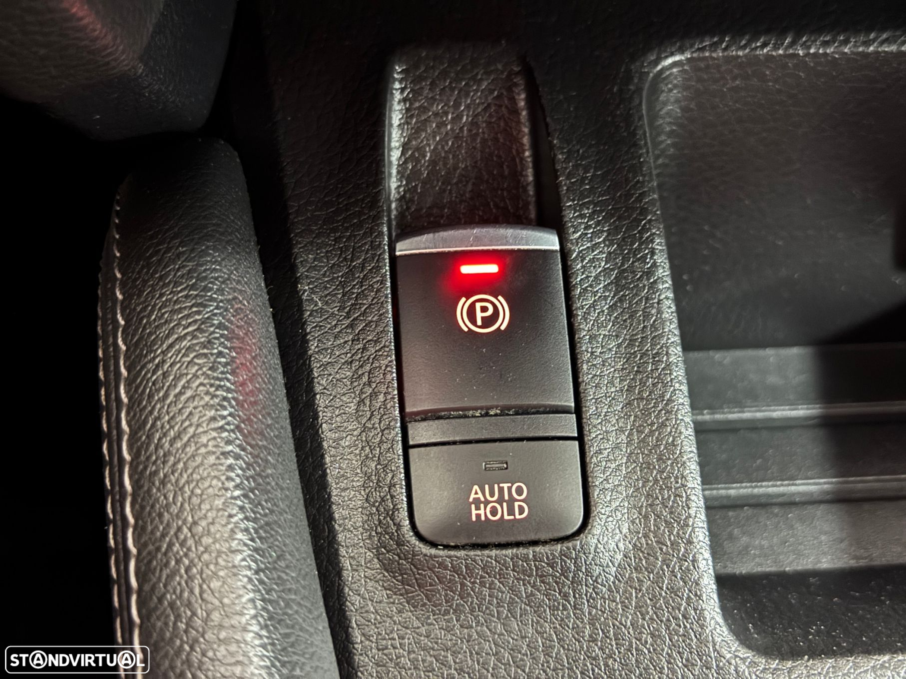 Nissan Qashqai 1.5 dCi DCT ACENTA - 29