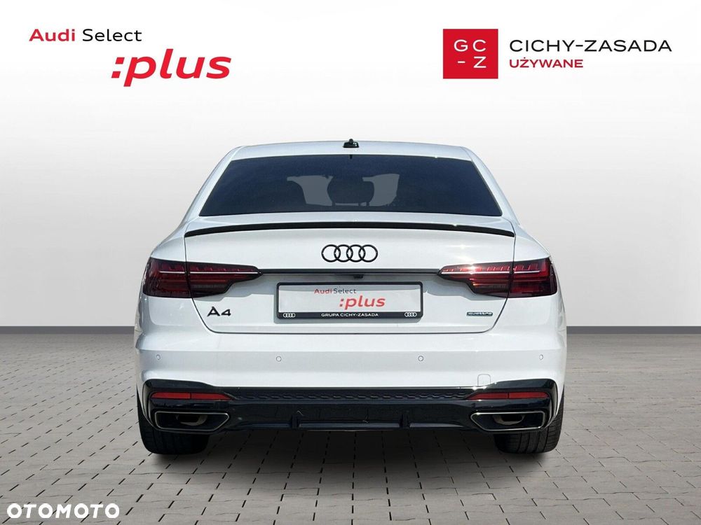 Audi A4 - 4