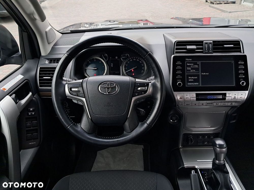 Toyota Land Cruiser LC 2.8 D-4D Prestige - 17