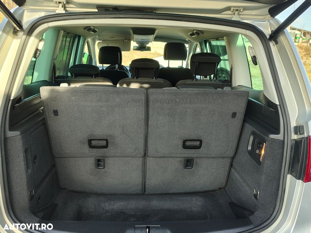 Volkswagen Sharan 2.0 TDI 4MOTION Blue Motion Style - 25