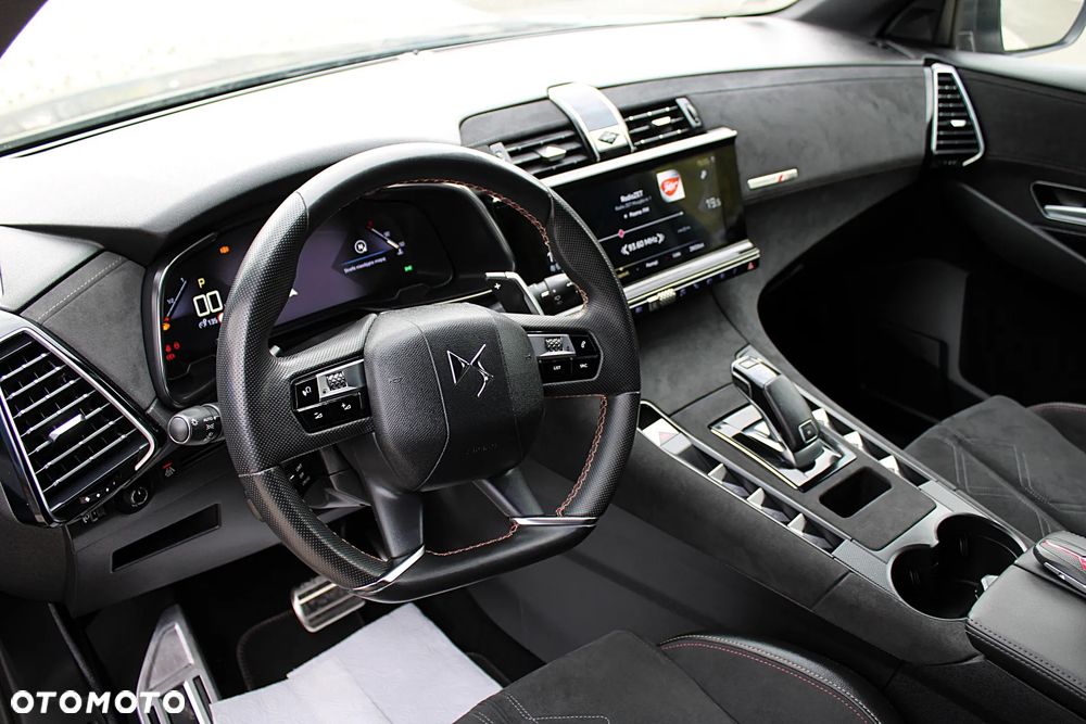 DS Automobiles DS 7 Crossback 1.6 PureTech Performance Line + - 17