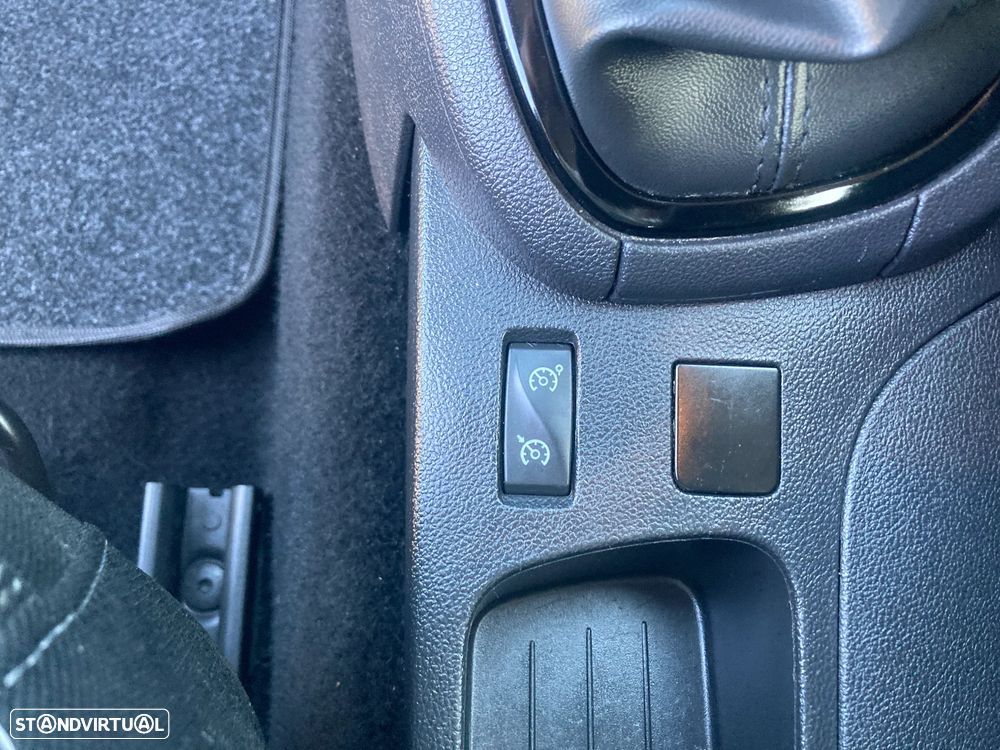 Renault Clio TCe 90 Limited - 21