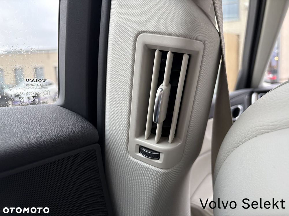 Volvo XC 60 - 22