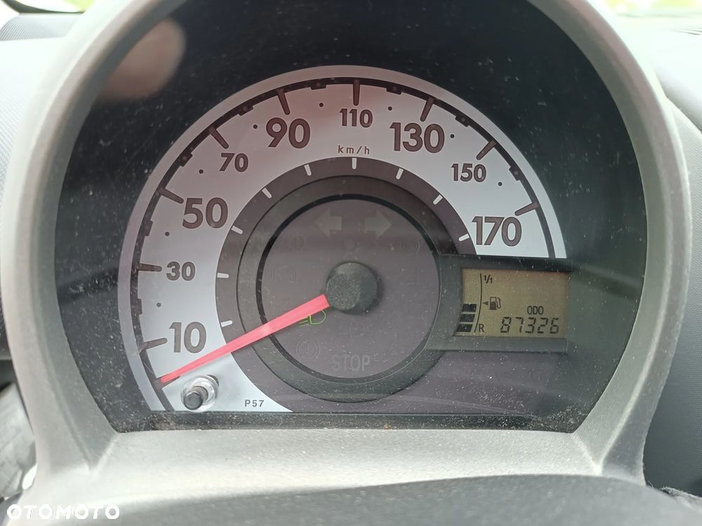 Toyota Aygo 1.0 VVT-i Sol - 10