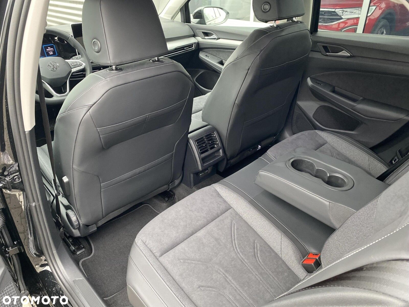 Volkswagen Golf - 21