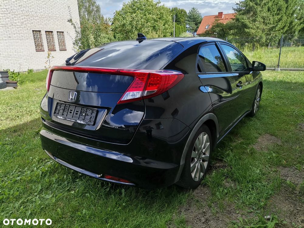 Honda Civic 1.8 Executive - 3