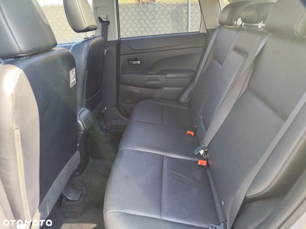 Mitsubishi ASX 1.8 DI-D 2WD Instyle - 10