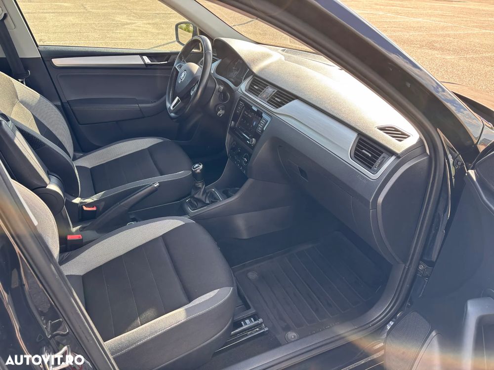 Skoda RAPID 1.0 TSI Style - 18