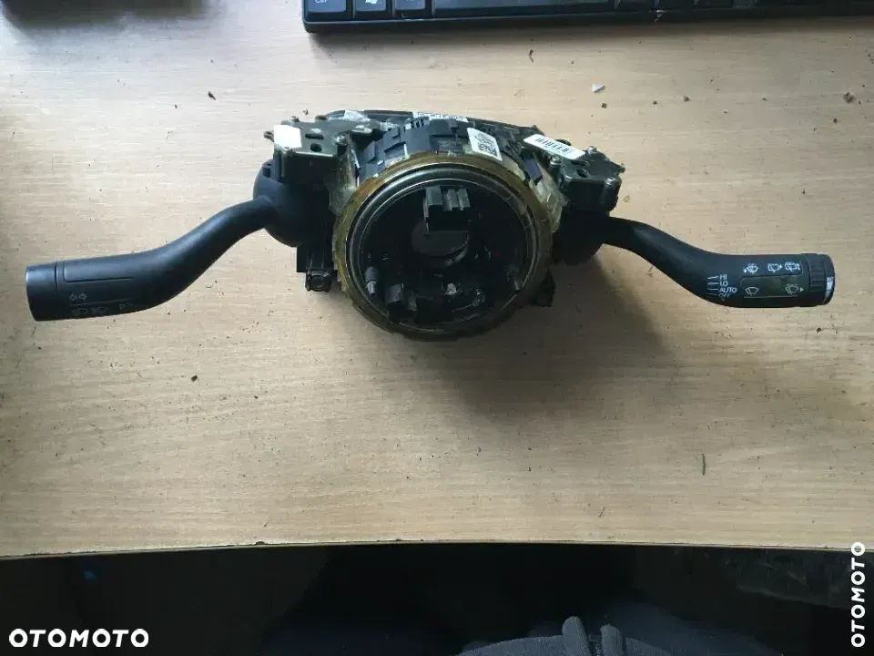 PRZEŁĄCZNIK ZESPOLONY TAŚMA TOUAREG  7L6953549H - 1