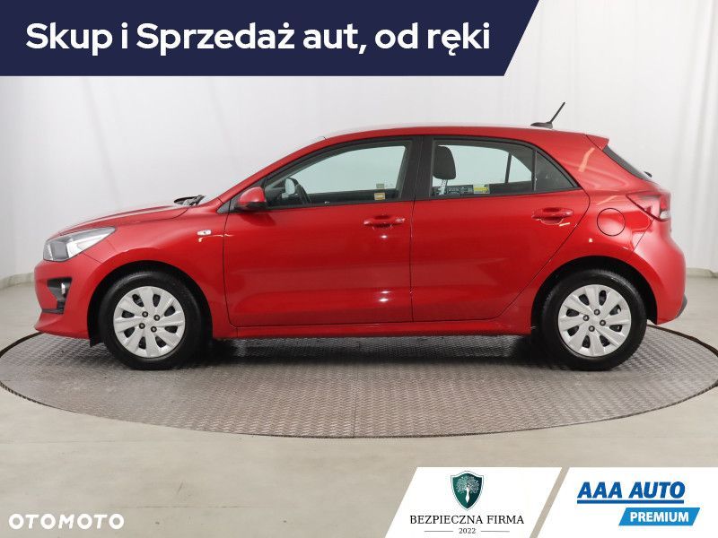 Kia Rio - 3