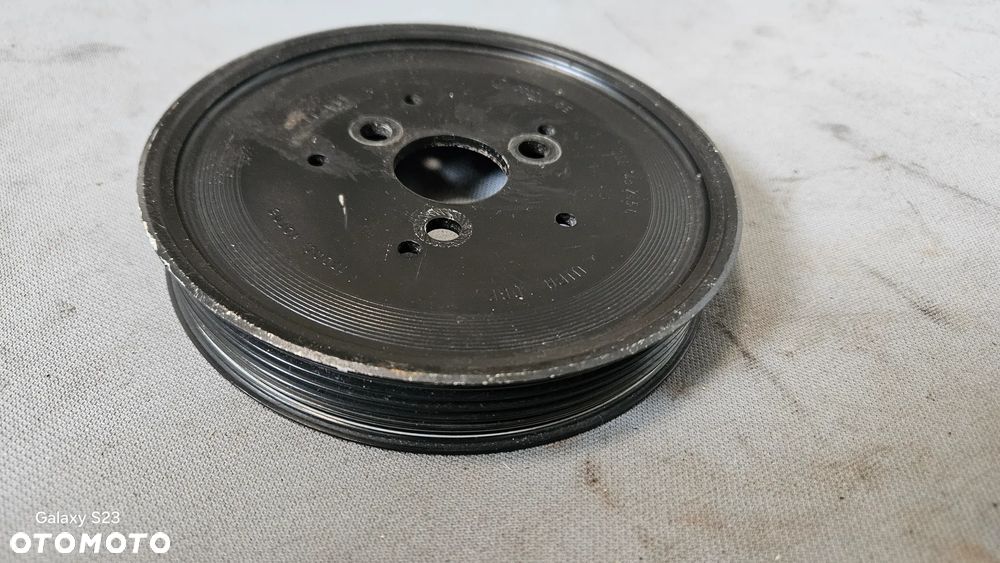 Koło pasowe pompy wspomagania Audi A4 A5 A6 C6 A8 D3 3,0 3,2 FSI 06E145255C - 2
